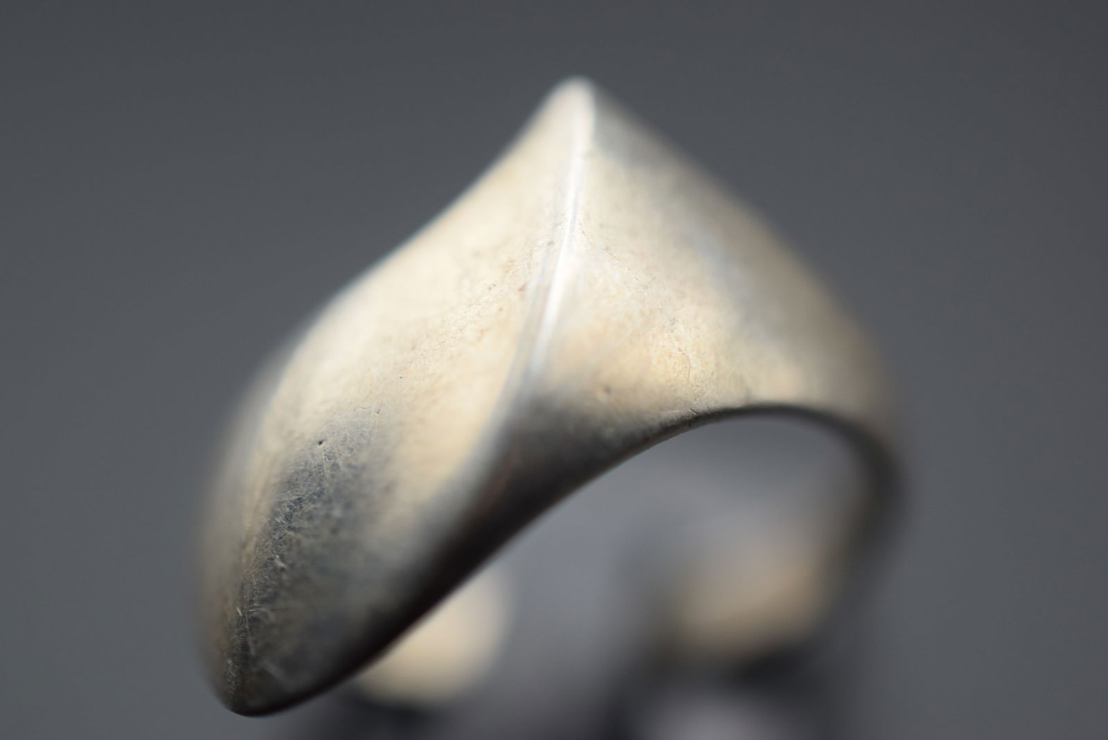 Modernist Sterling Silver 925 Ring Size 5.75 Weighs 3 Lot 410 (1 of 7)