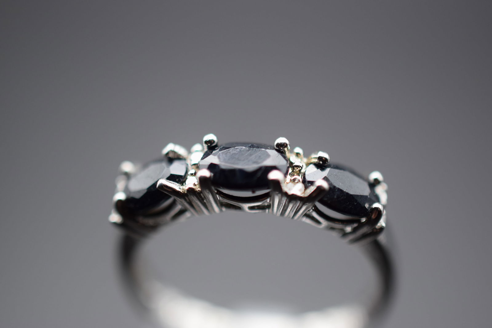 Black CZ Sterling Silver 925 Ring Size 7.75 Lot 484 (1 of 4)