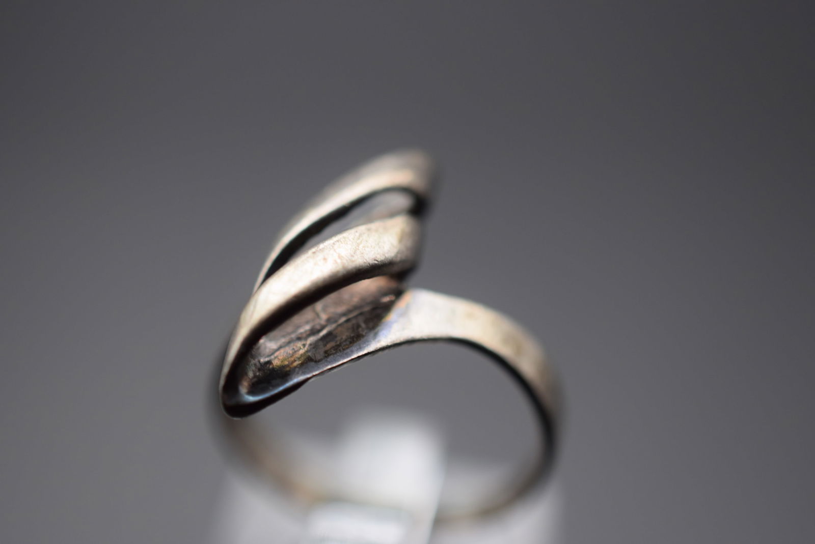 Modernist Swirls Vintage Sterling Silver 925 Ring Size 7 Lot 509 (1 of 3)