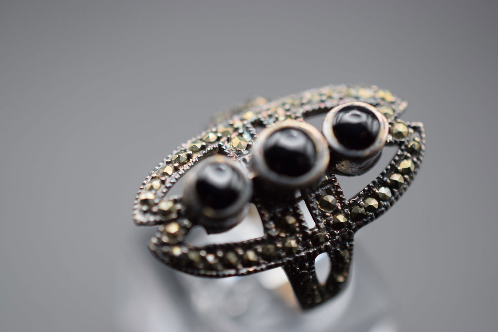 Onyx Marcasite Sterling Silver 925 Ring Size 6.5 Lot 513 (1 of 7)