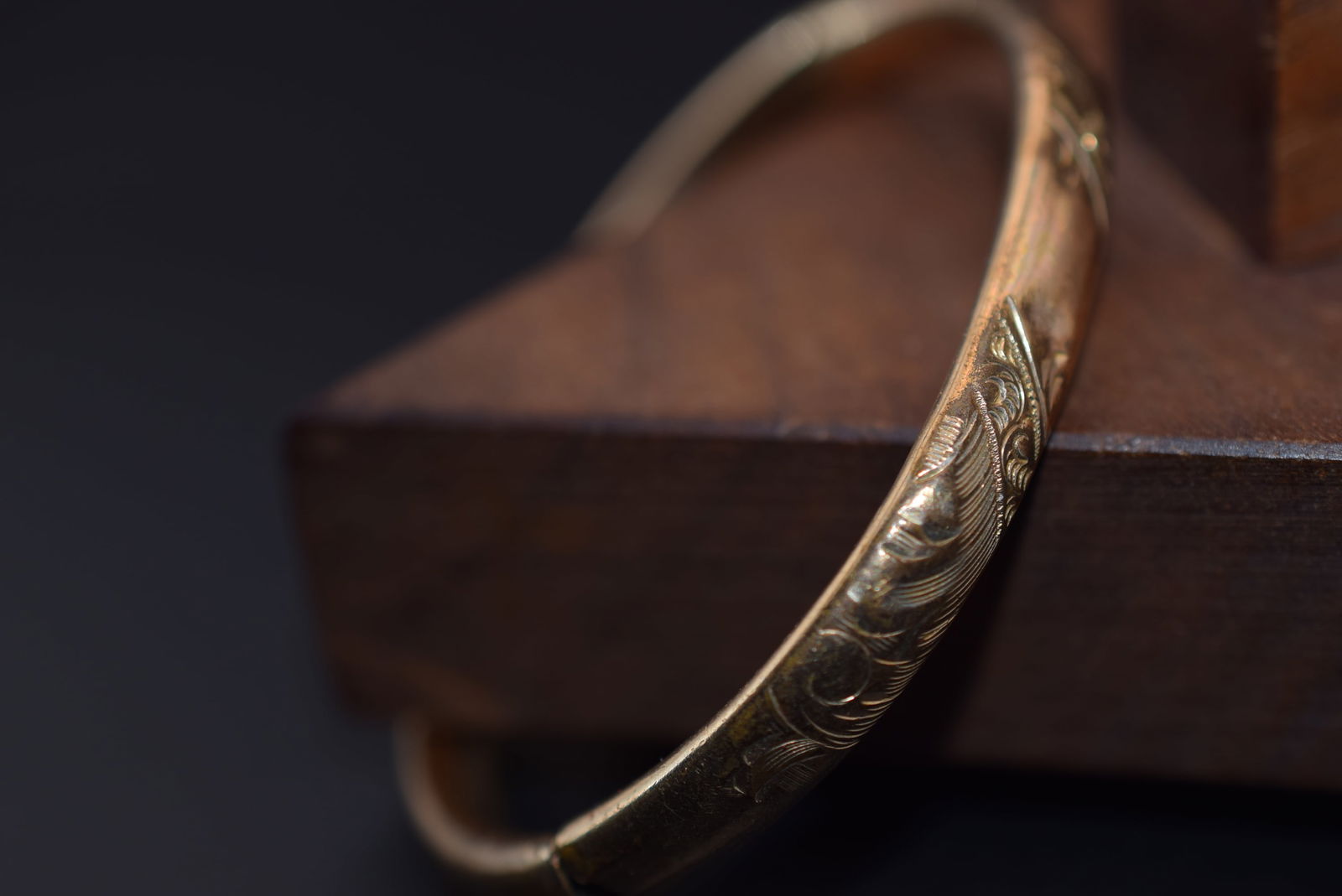 Hinged Gold Filled Edwardian Bangle Bracelet Lot 565 (1 of 3)