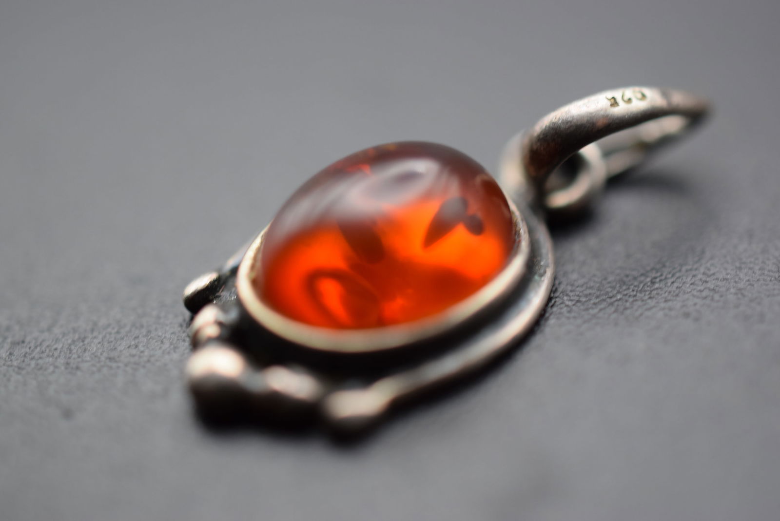 Genuine Amber Sterling Silver 925 Pendant Lot 582 (1 of 5)