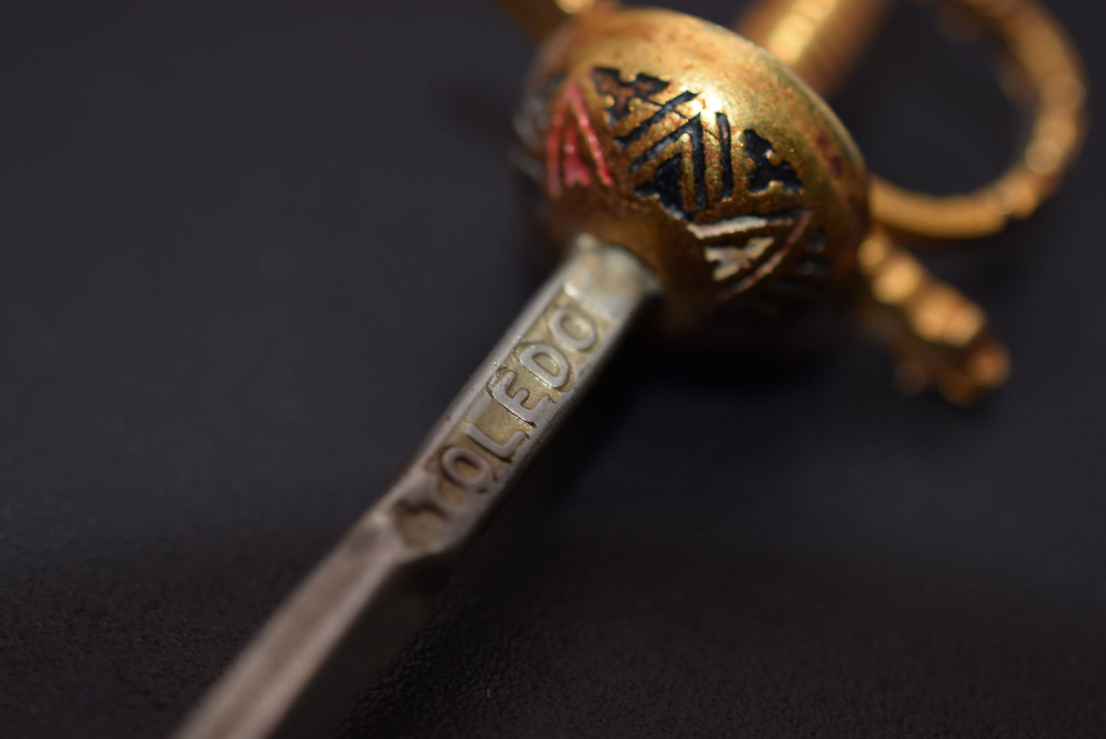 Damascene Enamel Toledo made in Spain Sword Scrim Vintage Lot# DG 586: Damascene Enamel Toledo made in Spain Sword Scrim Vintage measures 3 3/8" x 1"