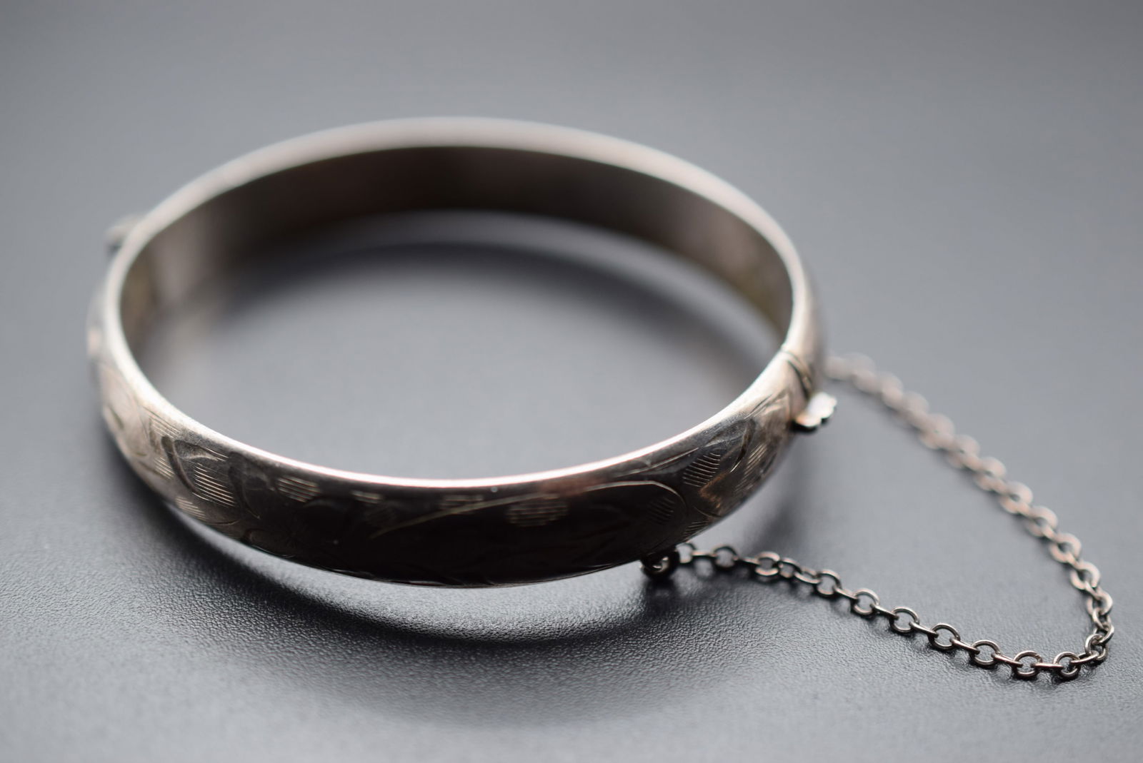 Birks Sterling Silver 925 Hinged Bracelet small Lot# DG 702 (1 of 3)