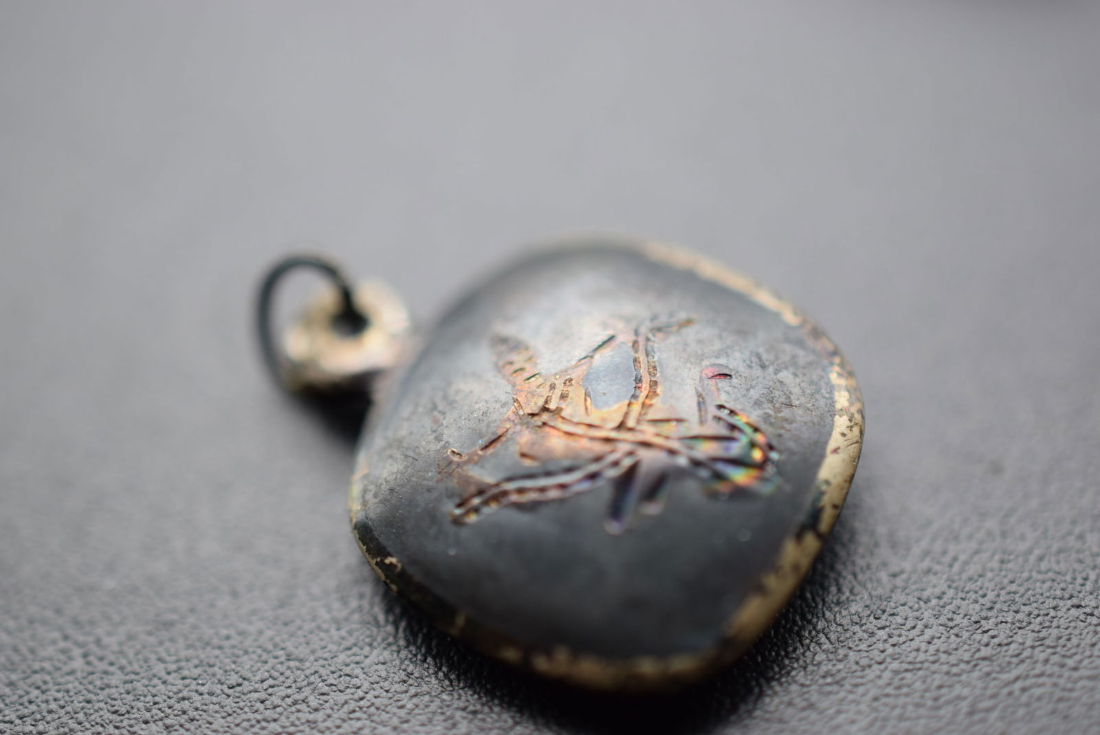 Siam Sterling Enamel Vintage Pendant Lot# DG 713: Siam Sterling Enamel Vintage Pendant measures 5/8" x 5/8"