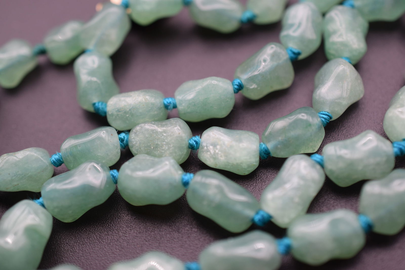 Chinese Export Filigree Silver Clasp Jade knotted Necklace Vintage Lot 764: Chinese Export Filigree Silver Clasp Jade knotted Necklace Vintage measures 24" Long signed Silver