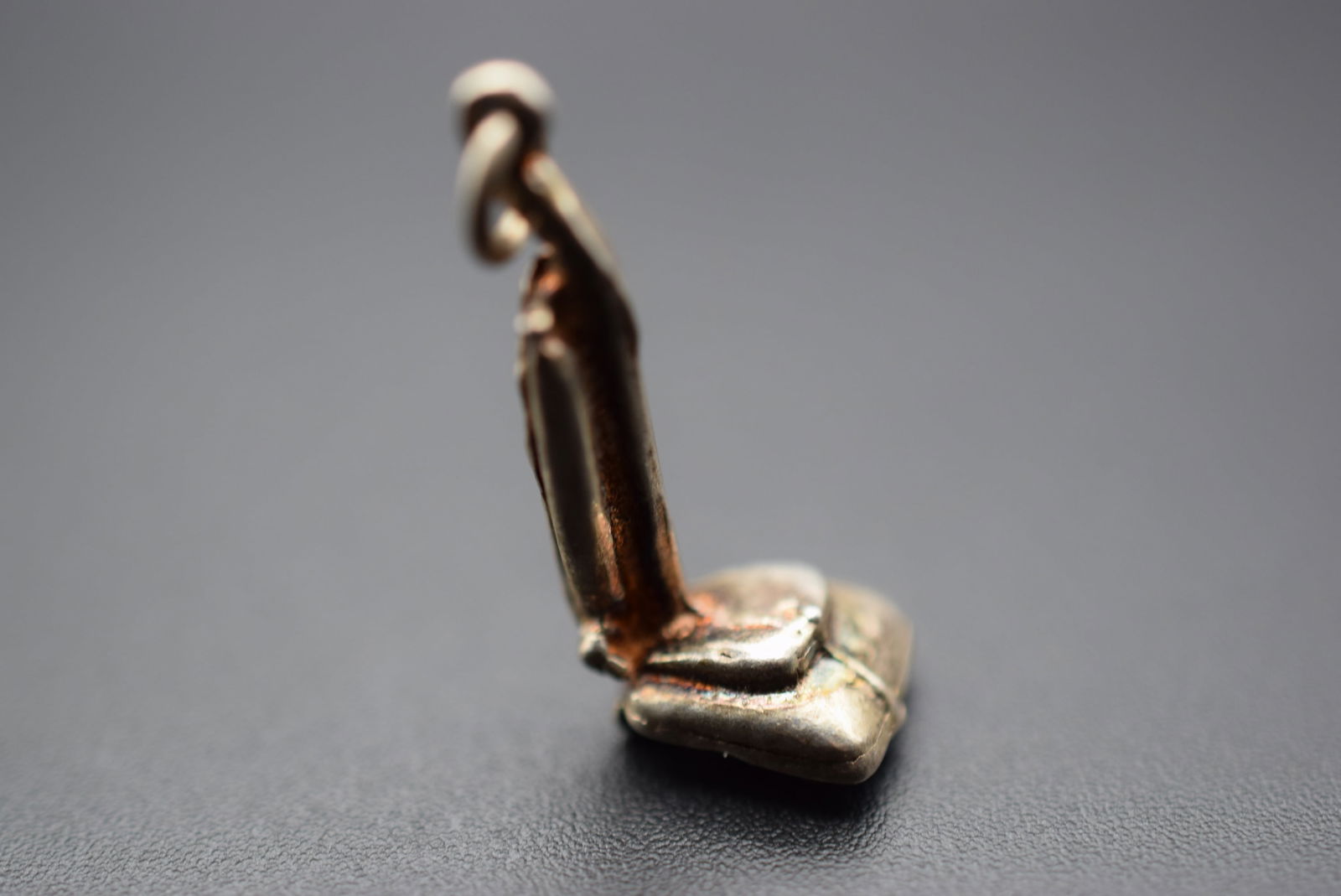 1940's style upright Silver Vacuum Pendant Charm Lot# DG 771 (1 of 4)