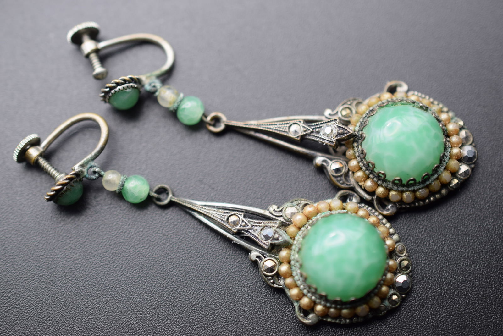 Jadeite Vintage Drop Screwback Earrings Lot# DG 790 (1 of 4)