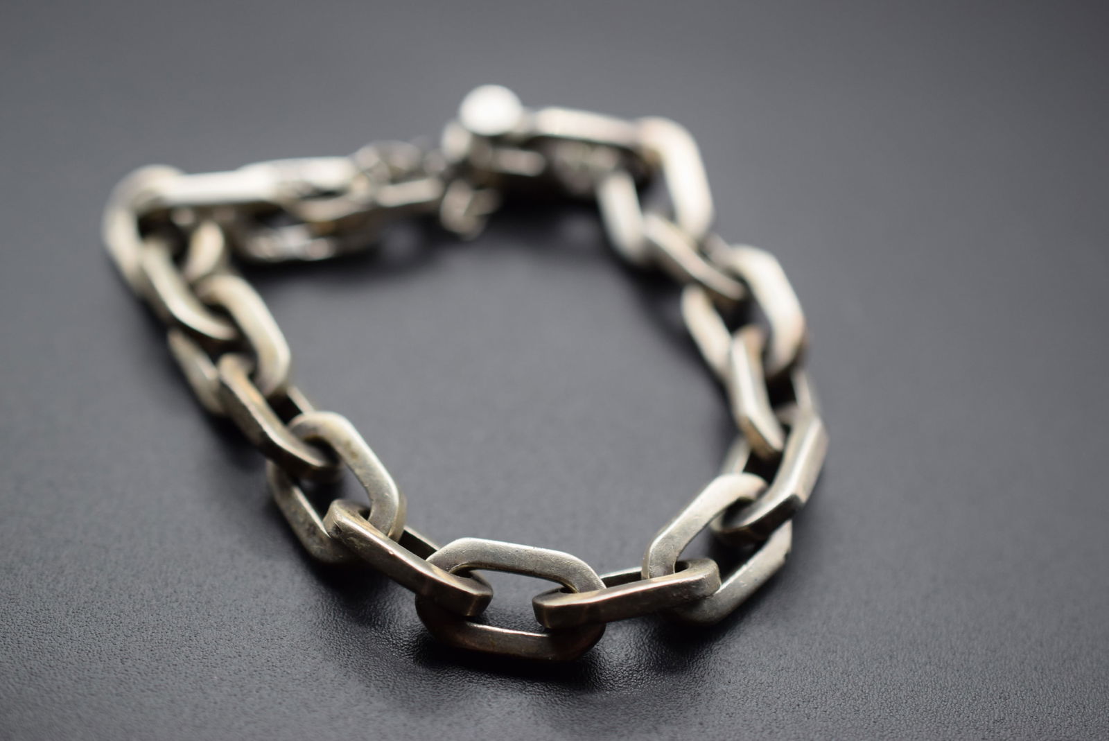 Large Mega size Curb Chain Bracelet Silver Lot 794 (1 of 4)