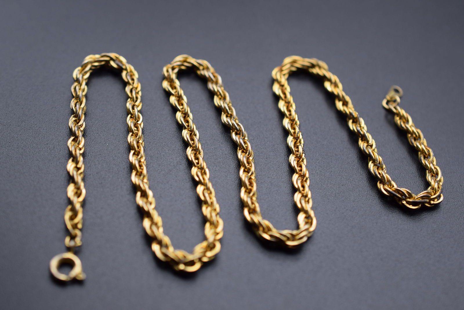 Rope Chain Vintage Twist Lot# DG 801 (1 of 2)