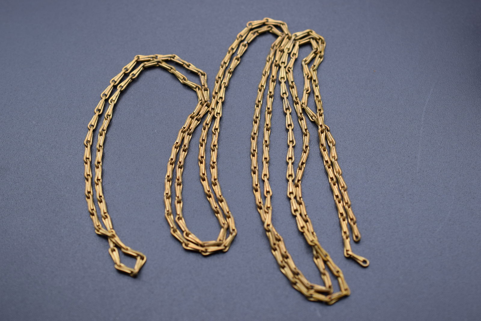 Wow 41" long Edwardian Chain Vintage Lot# DG 810 (1 of 3)