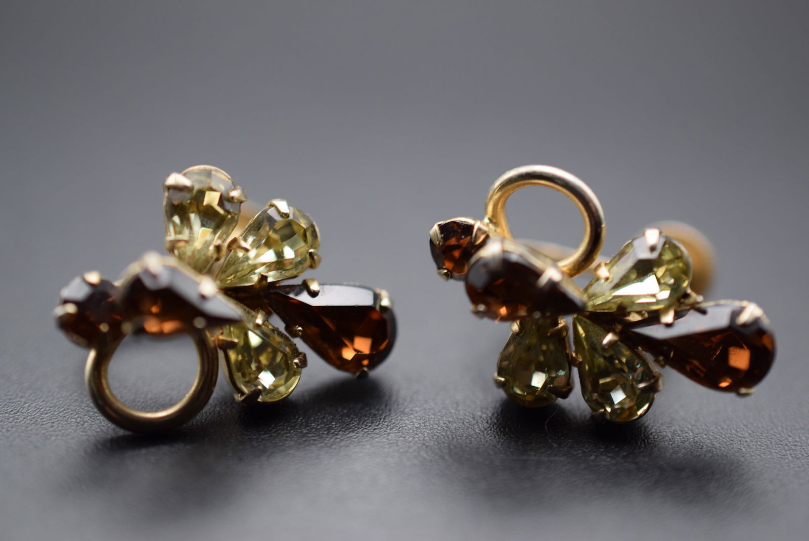 Sherman Screwback Rhinestone Vintage 1940"s Earrings Signed Lot 862 (1 of 2)