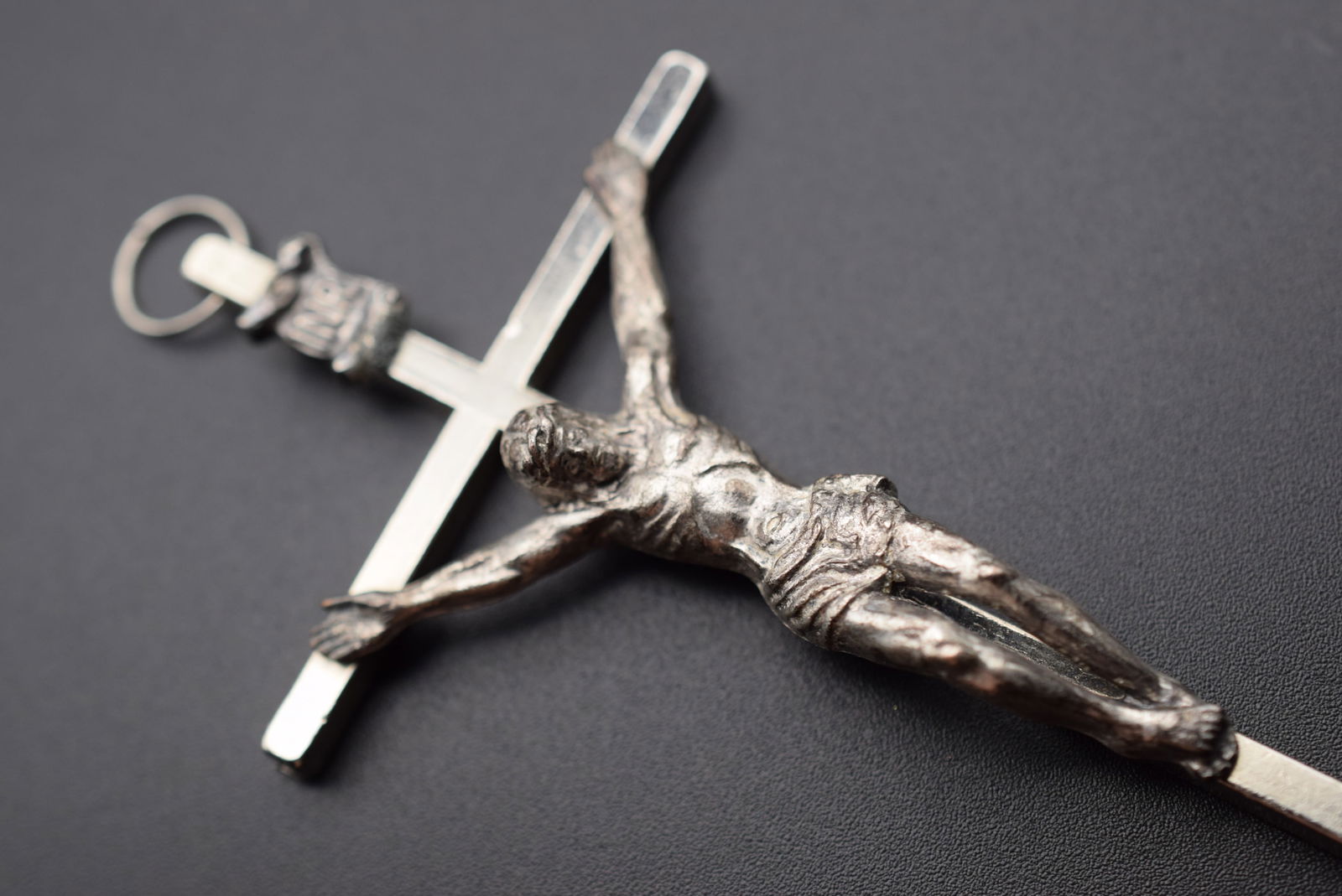 Italy Large Crucifix Vintage Pendant Lot# DG 891 (1 of 4)