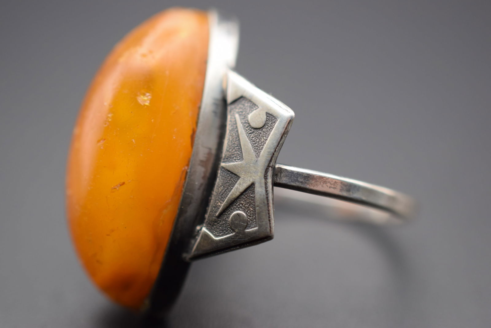 Middle Eastern Hammered Dot Sterling Genuine Amber Vintage Ring Size 6 Lot# DG 908 (1 of 5)