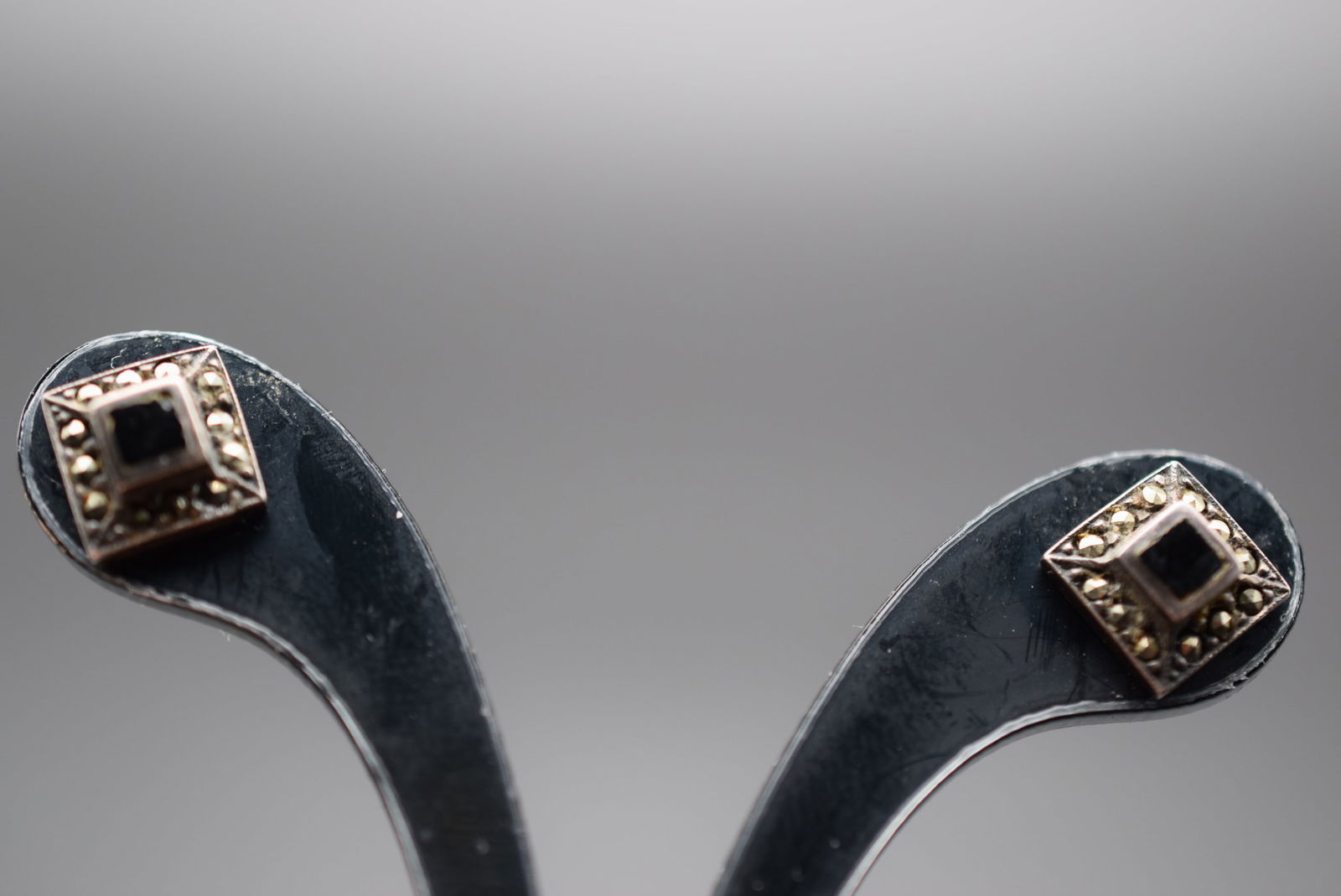 Marcasite Sterling Onyx Stud Pierced Earrings Lot# DG 910 (1 of 3)