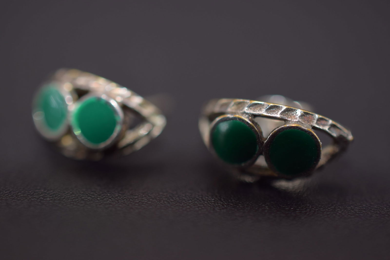Green Onyx Stud Sterling Silver 925 Pierced Earrings Lot 926 (1 of 3)