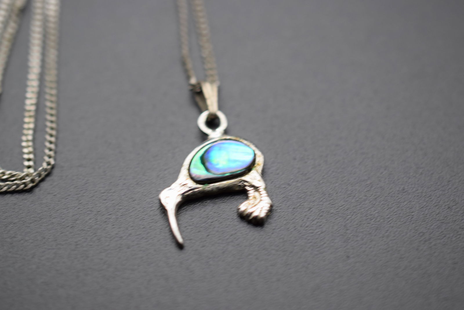 Paua Shell Penguin Necklace Pendant chain Lot 930 (1 of 3)