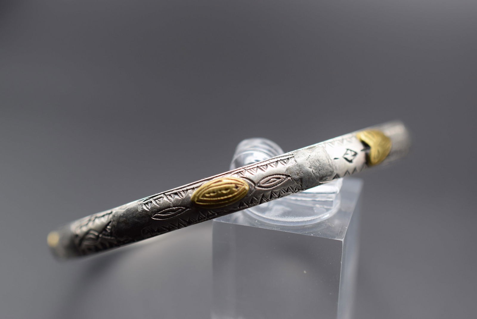 Navajo measures Fred Baca Handmade Sterling Bracelet Vintage Lot# DG 947 (1 of 5)