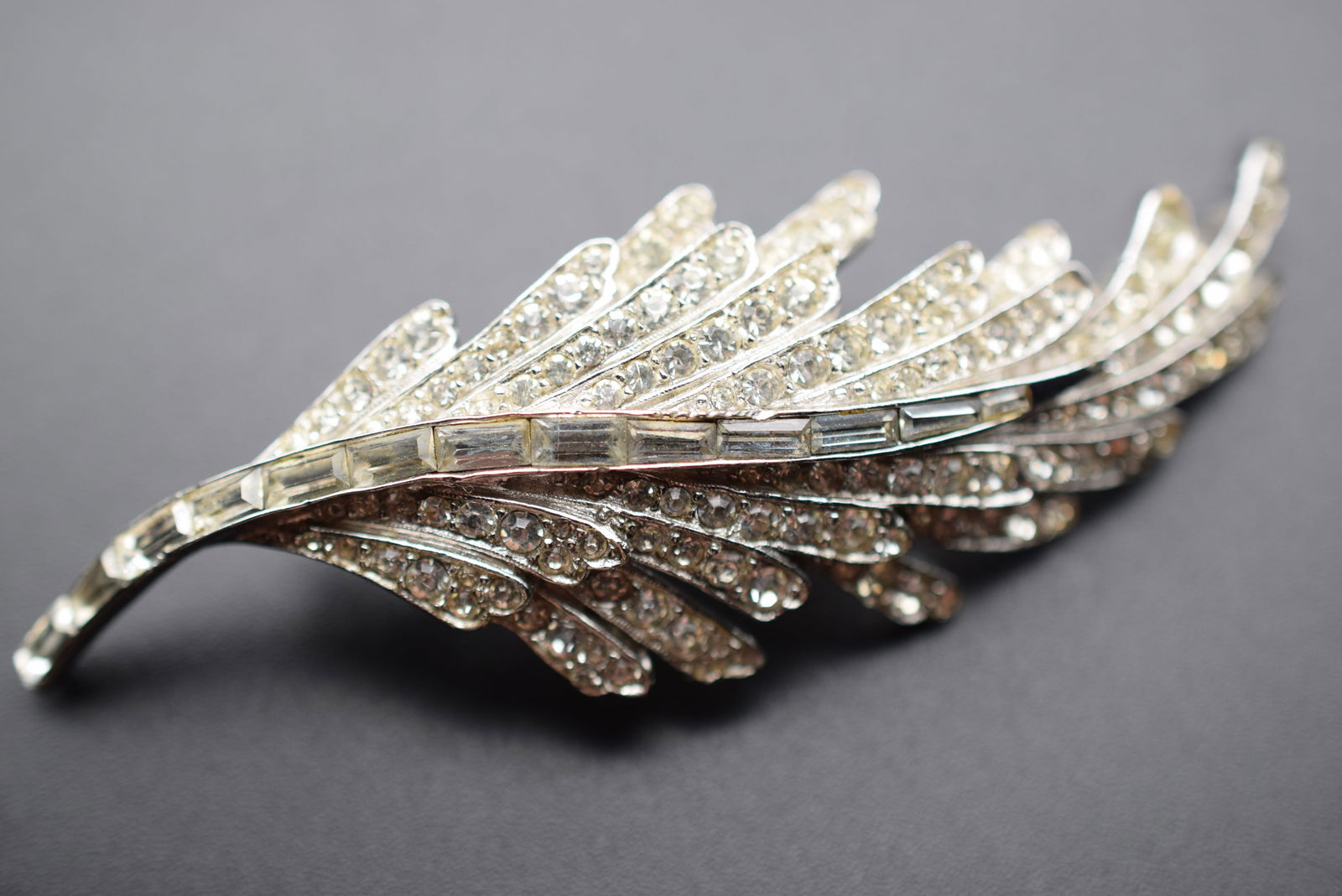 Avon Vintage Baguette Numbered Brooch Pin Lot# DG 1000: Avon Vintage Baguette Numbered Brooch Pin measures 3 1/4" x 1 1/8" Signed Avon in script and numbered 8677