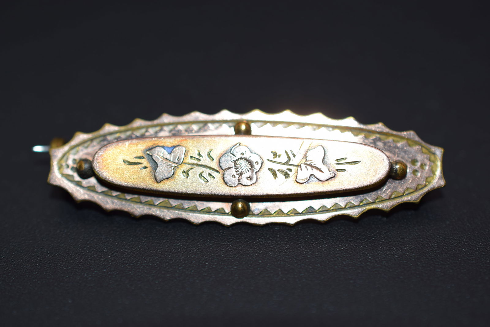 Edwardian Gold Filled Brooch Pin AJC Vintage Repouse Flowers Lot 1003 (1 of 2)