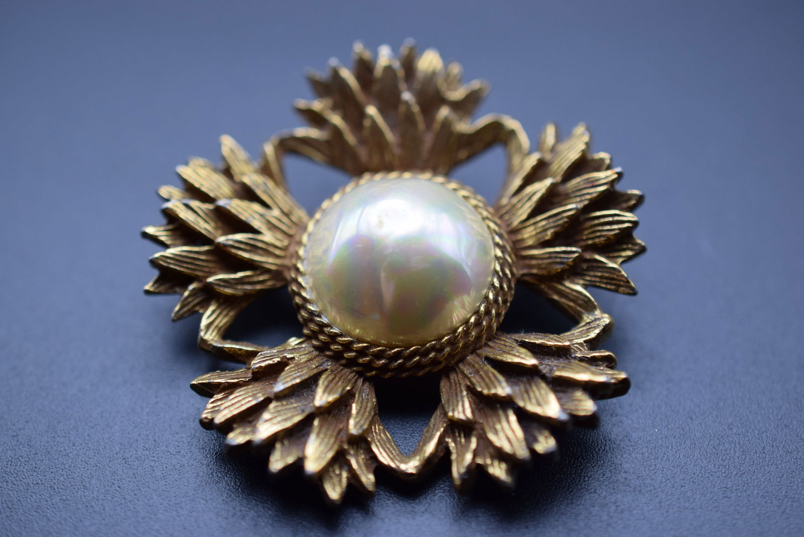 1940's Vintage Amazing 2" Brooch Pin Faux Pearl Lot 1016 (1 of 3)