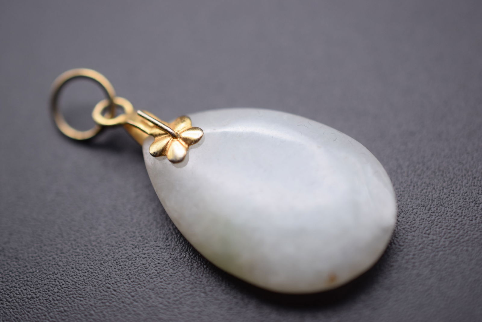 Genuine Jade Pendant Lot 1064 (1 of 2)