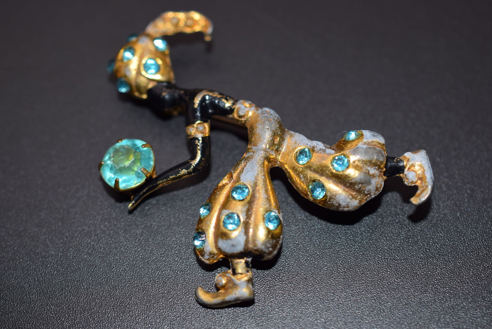 Blackamoor Genie Figural 1940's Brooch Pin Vintage Lot 1068 (1 of 2)