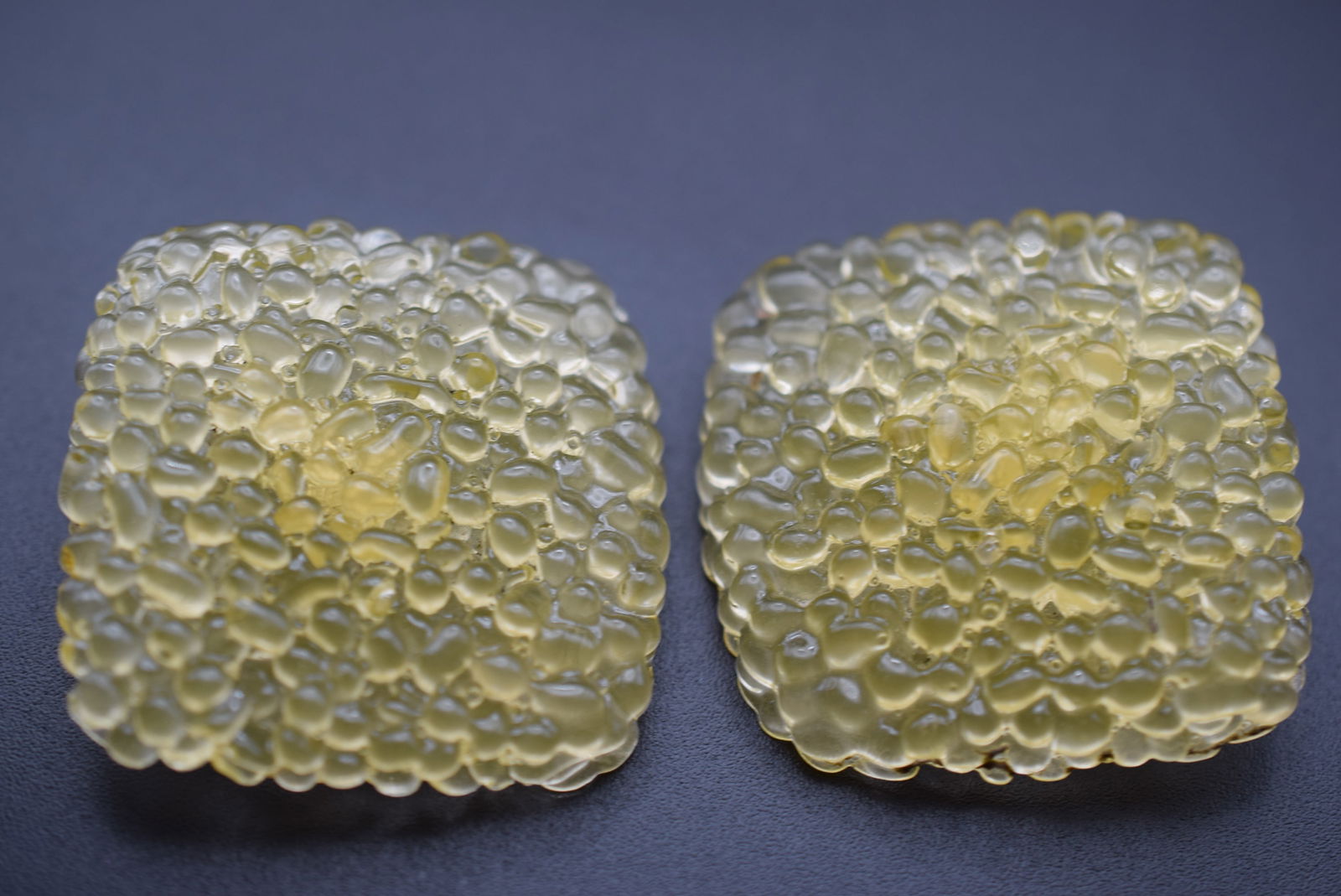 Lucite amazing Huge Vintage Clip Earrings 1950's Lot 1069: Lucite amazing Huge Vintage Clip Earrings 1950's measures 1 3/4" x 1 3/4"