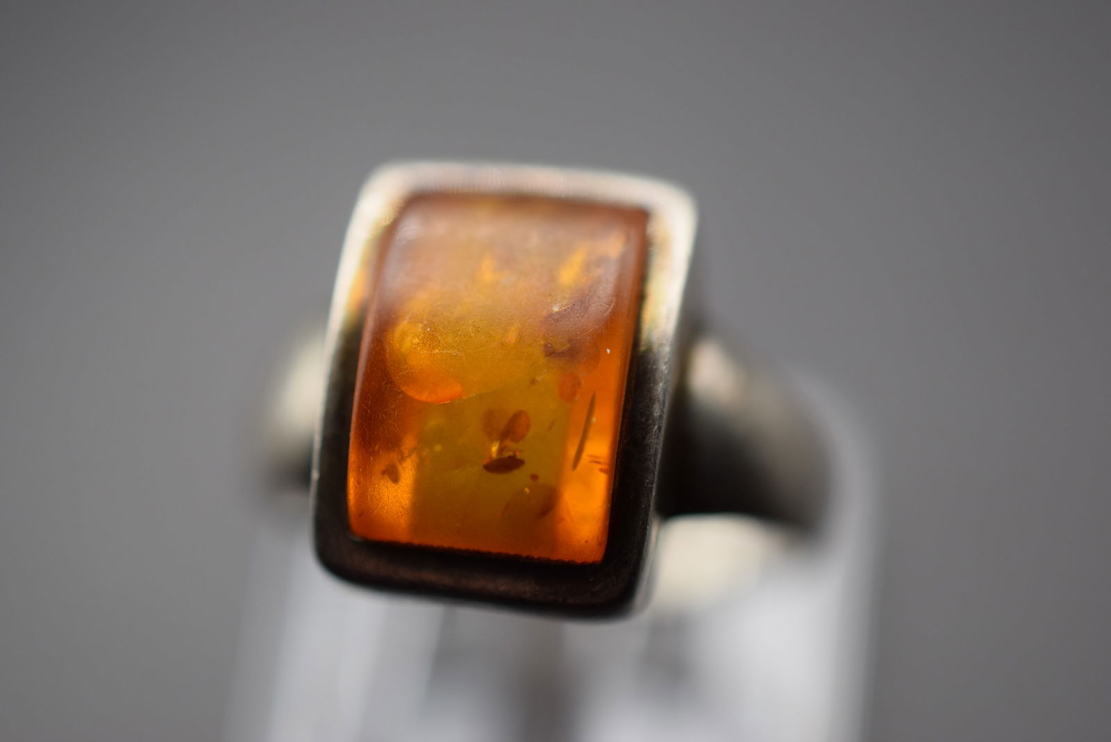 Amber Sterling Silver 925 Vintage Ring Size 8 Lot EH 85 (1 of 4)