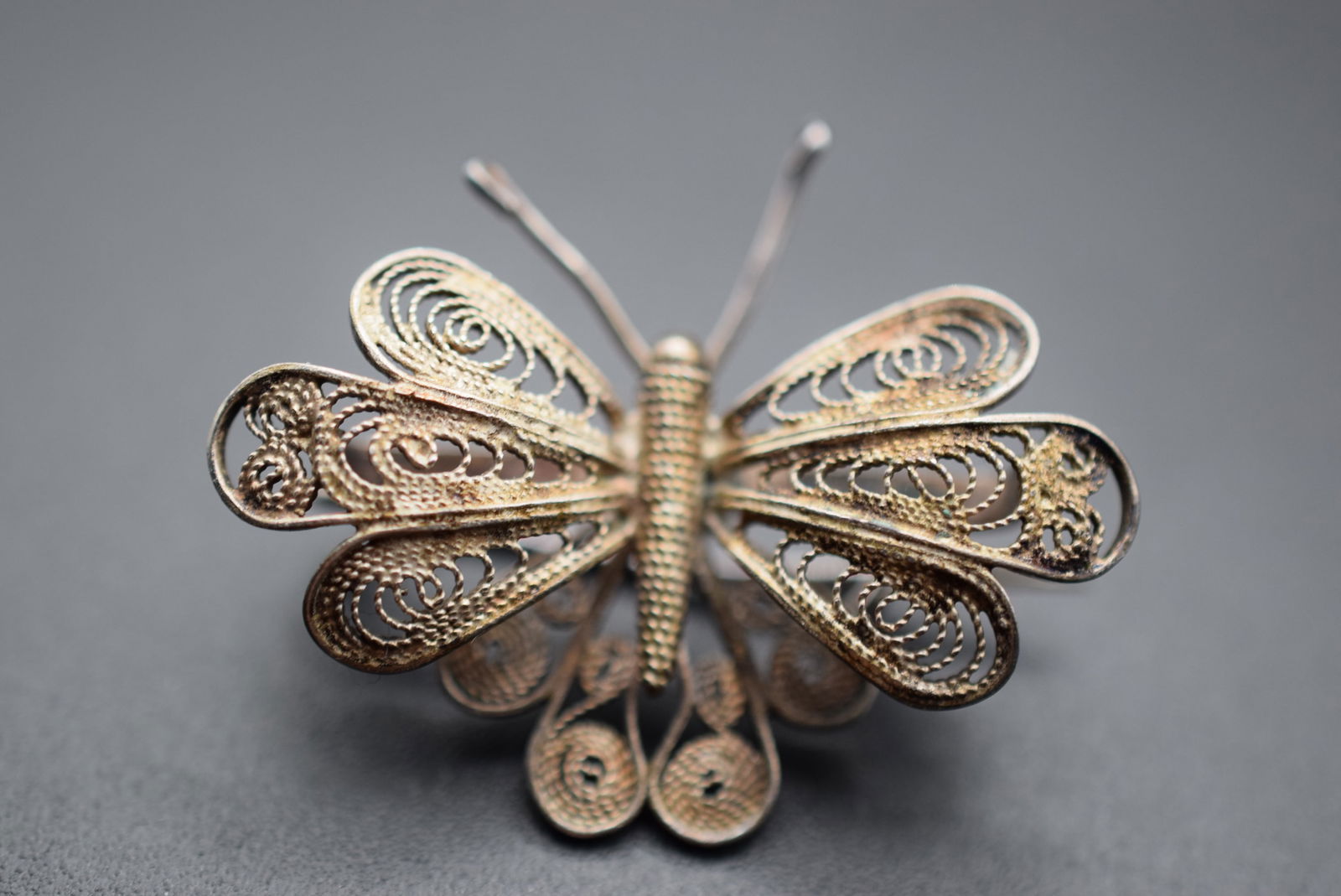 Filigree Butterfly Brooch Pin Vintage Lot # BE 92 (1 of 2)