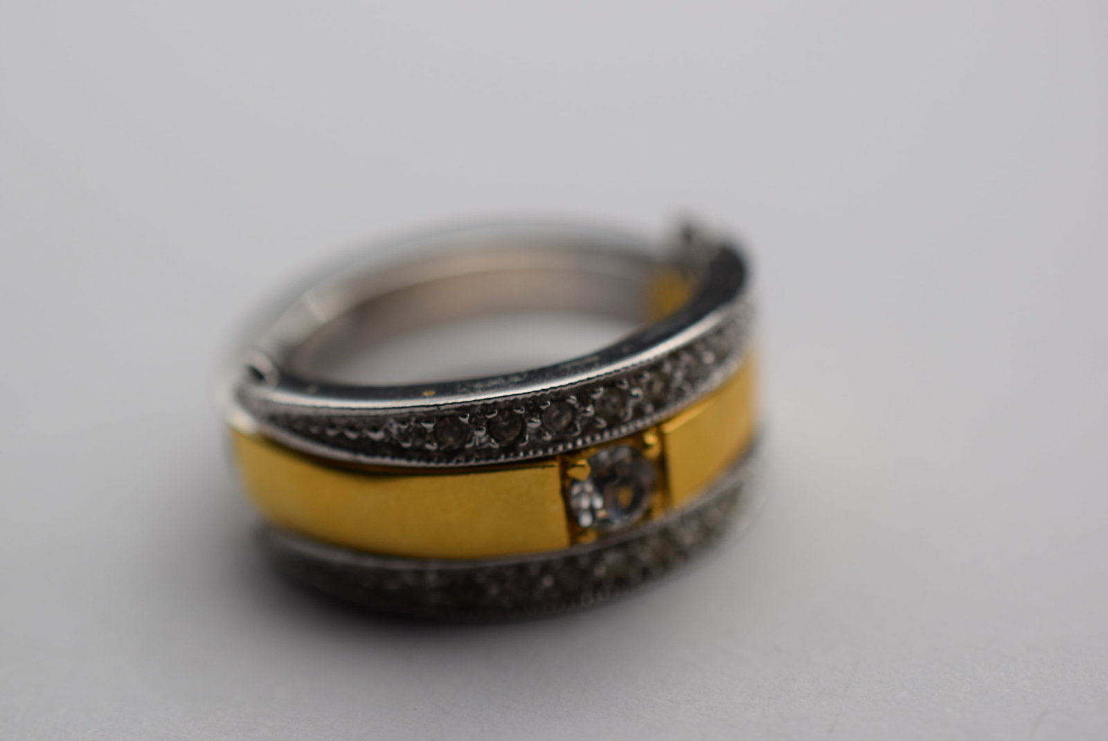 Amazing Flip Ring Avon Vintage Size 10 Lot EH 122: Amazing Flip Ring Avon Vintage Size 10