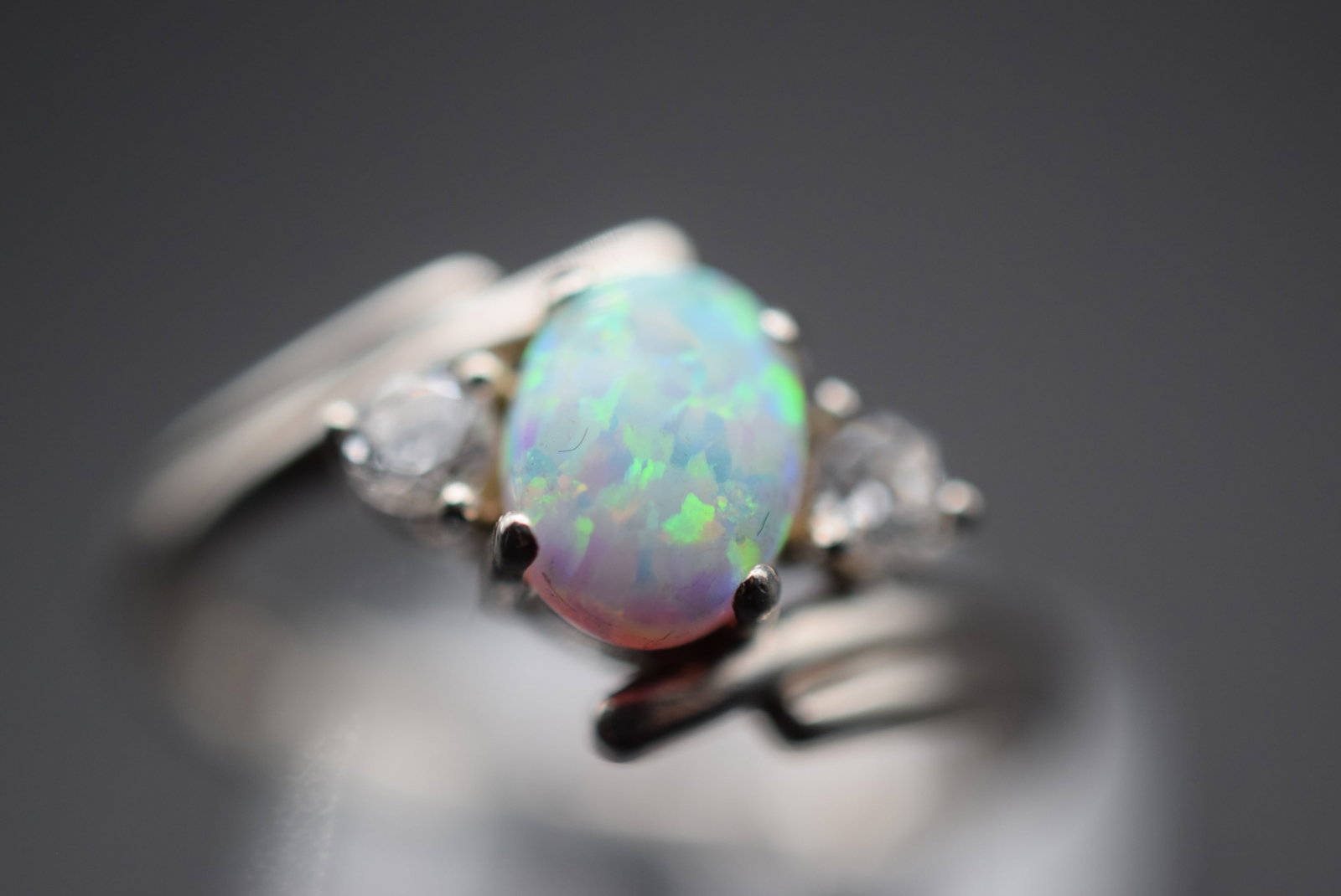 Opal Fire Faux CZ Sterling 925 Cocktail Ring Size 10 Lot EH 149: Opal Fire Faux CZ Sterling 925 Cocktail Ring Size 10 top measures 1/2" signed inside 925 weighs 2.51 grams