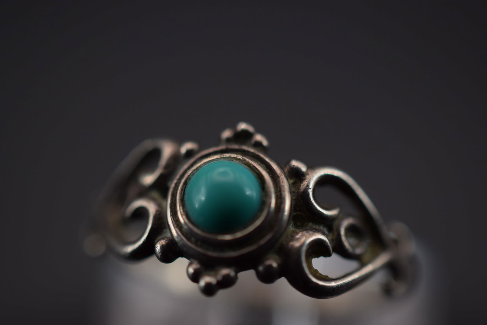 Filigree Sterling Silver 925 Ring Size 5.75 Lot EH 166: Filigree Sterling Silver 925 Ring Size 5.75 top measures 3/8" signed 925 weighs 1.82 grams