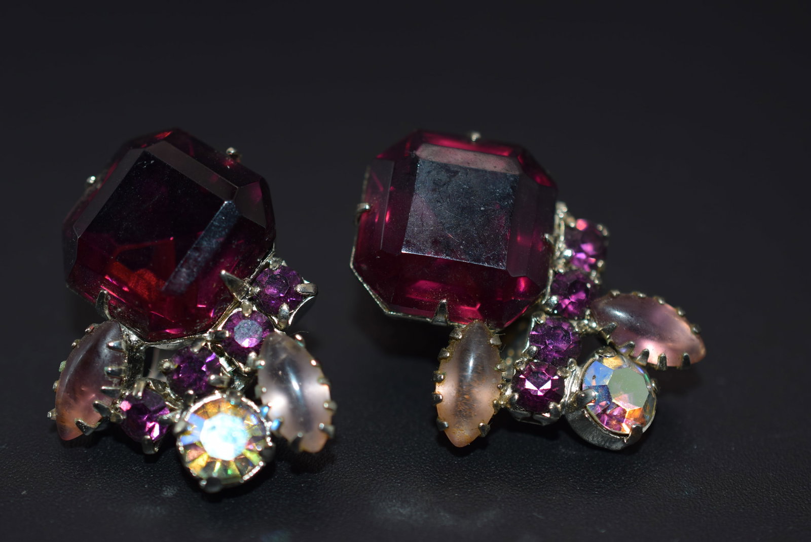 Clip Earrings Rhinestone 1950's Vintage Lot# BE 293: Clip Earrings Rhinestone 1950's Vintage measures 1 1/4" x 7/8"