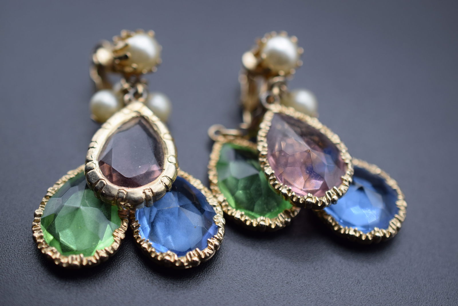 Clip Invisible Set Drop Earrings Vintage Lot # BE 294 (1 of 2)