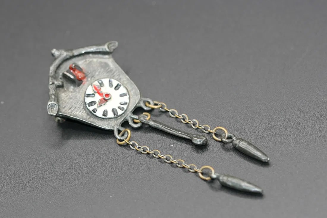 Cuckoo Clock Brooch Pin .lot#340: Cuckoo Clock Brooch measures 3" long x 1 1/8"