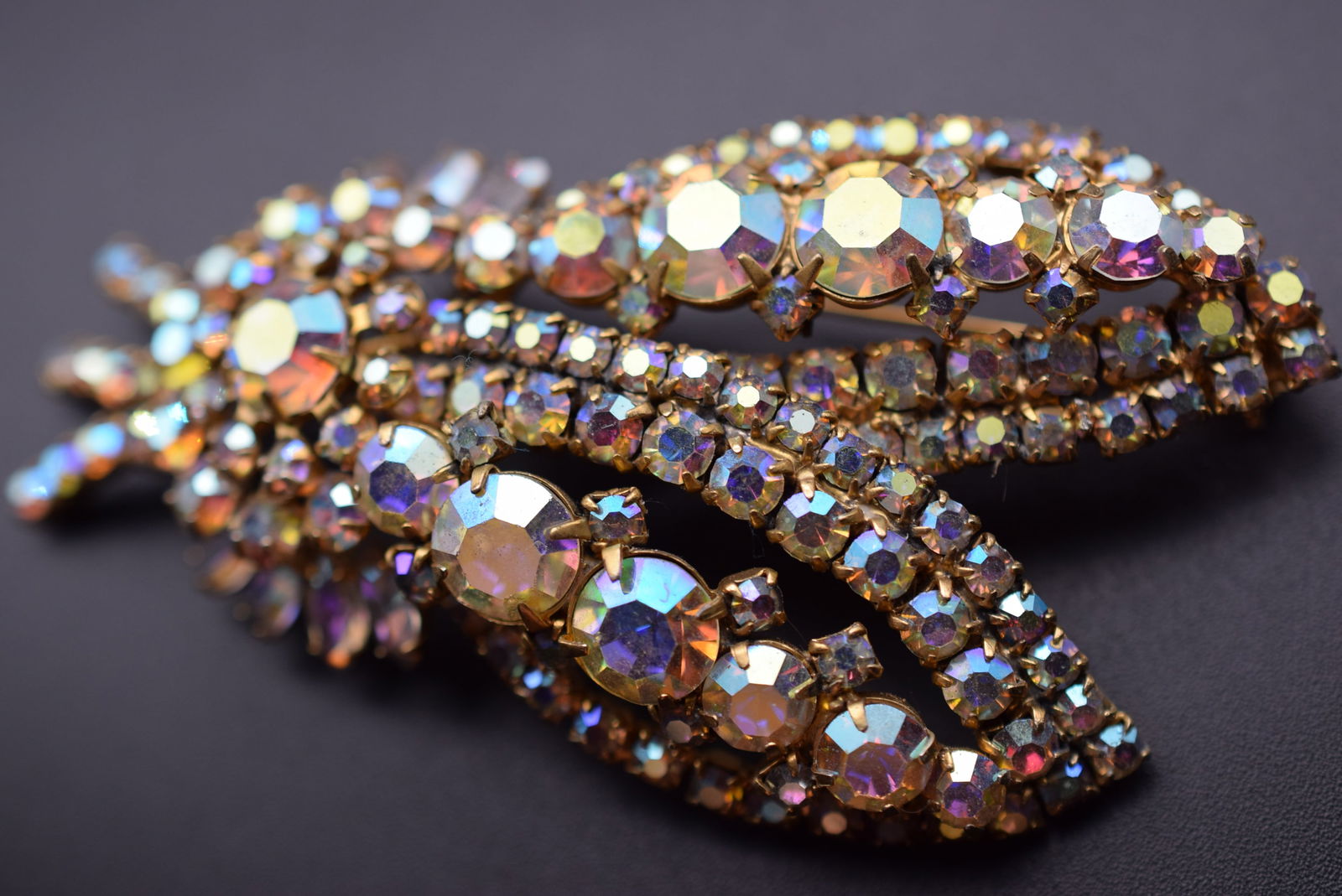 Rhinestone Huge Brooch Pin Vintage Lot# BE 376 (1 of 2)