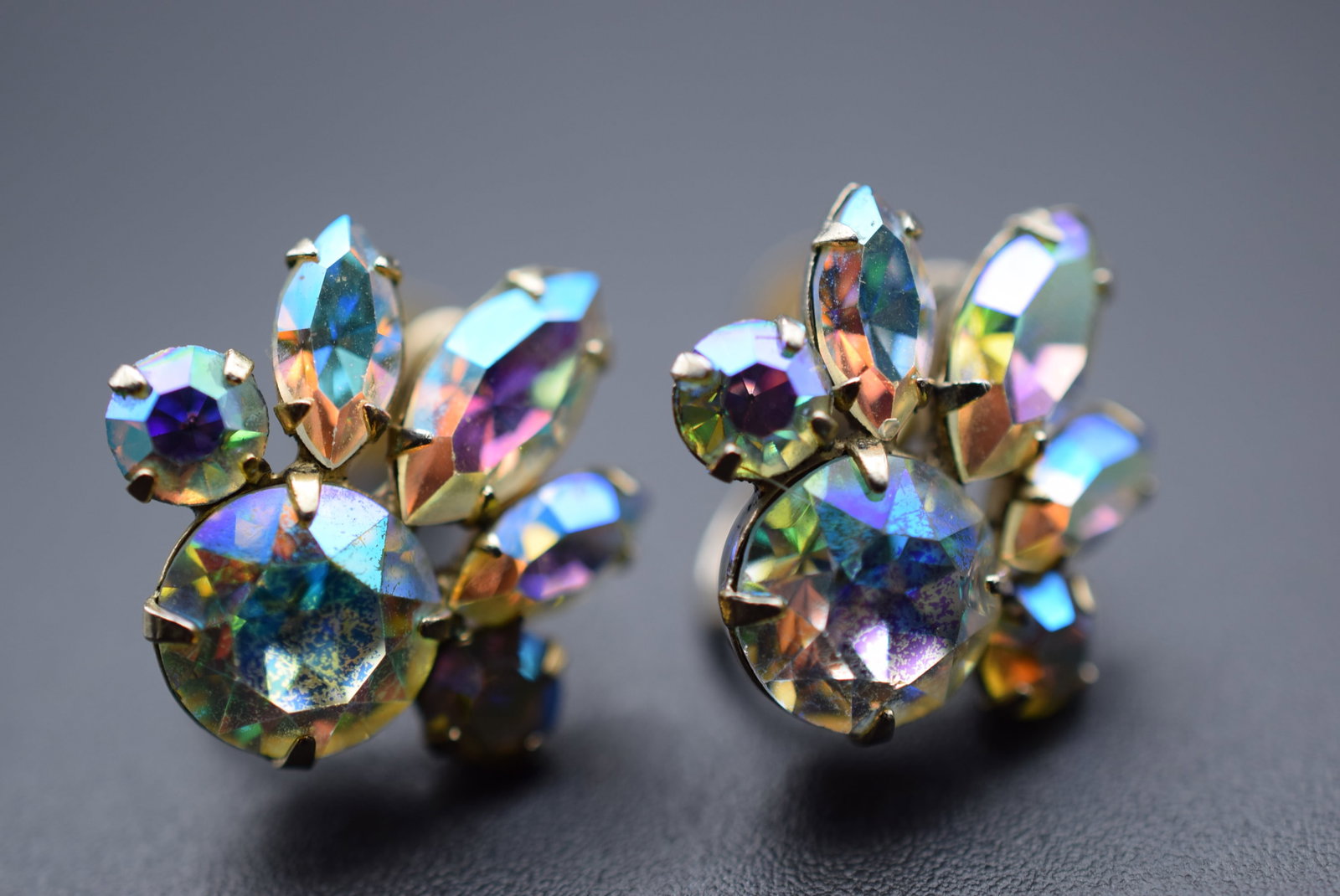 Sherman Screwback Vintage 1940's Rhinestone Signed Earrings Lot EH 441: Sherman Screwback Vintage 1940's Rhinestone Signed Earrings measures 3/4" x 5/8" signed Sherman on the backs