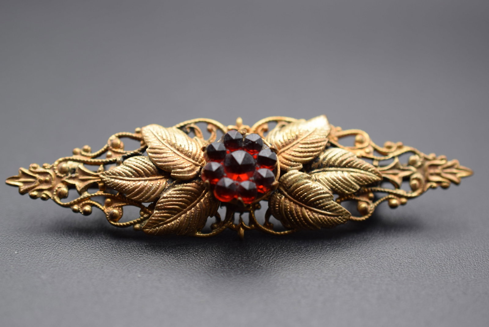 Filigree Mine Cut Red Edwardian Brooch Pin Lot EH 448: Filigree Mine Cut Red Edwardian Brooch Pin measures 2 5/8" x 5/8"