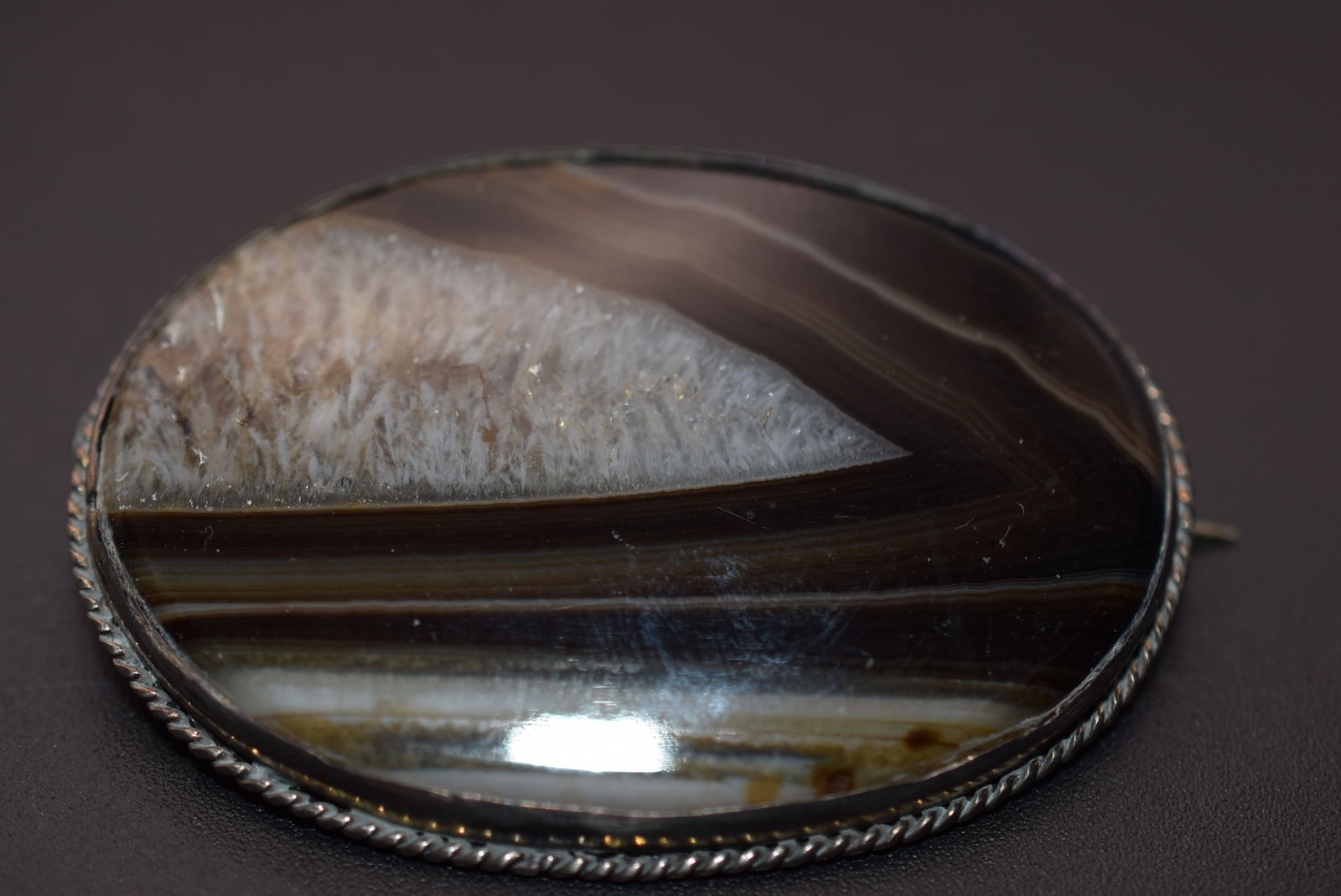 Edwardian Brooch Pin Stunning Agate Vintage Lot EH 488: Edwardian Brooch Pin Stunning Agate Vintage measures 2 1/4" x 1 3/8"