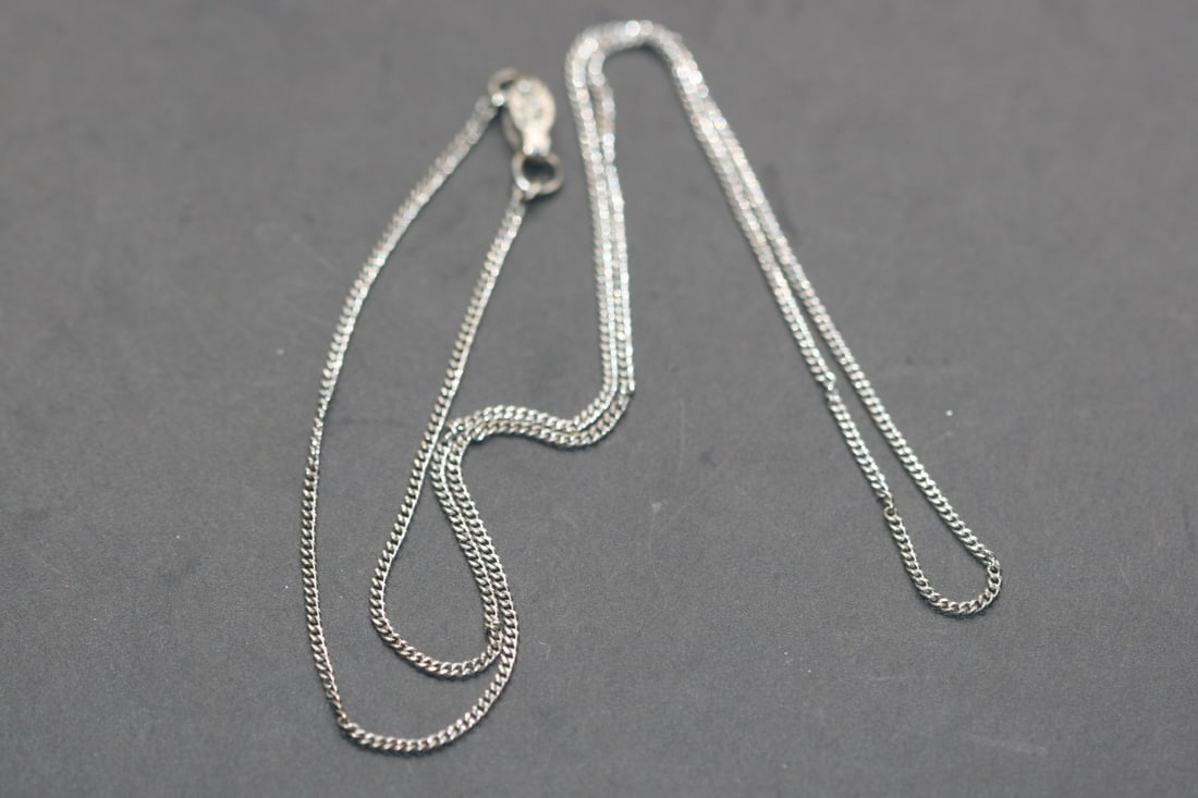 Sterling Silver 925 Chain 18" long Lot#491 (1 of 3)