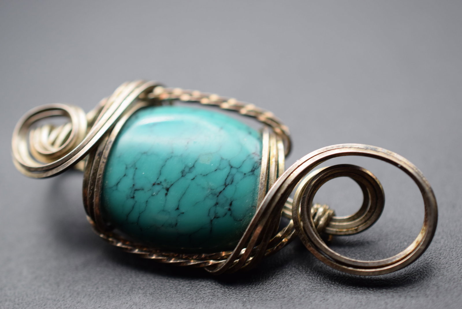 Handmade Pendant 1960's Lot EH 495: Handmade Pendant 1960's measures 2 1/4" x 1"