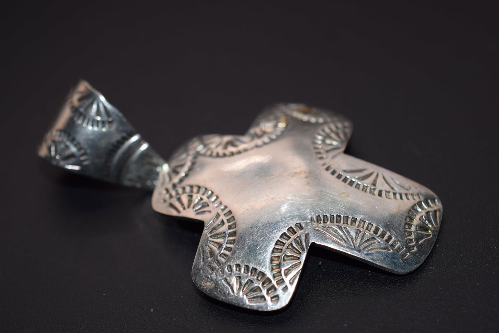 Mexico TS-79 925 Sterling Canetille Massive Cross Vintage Pendant Lot EH 500: Mexico TS-79 925 Sterling Canetille Massive Cross Vintage Pendant signed on the back TS-79 Mexico 925 weighs 17.2 grams