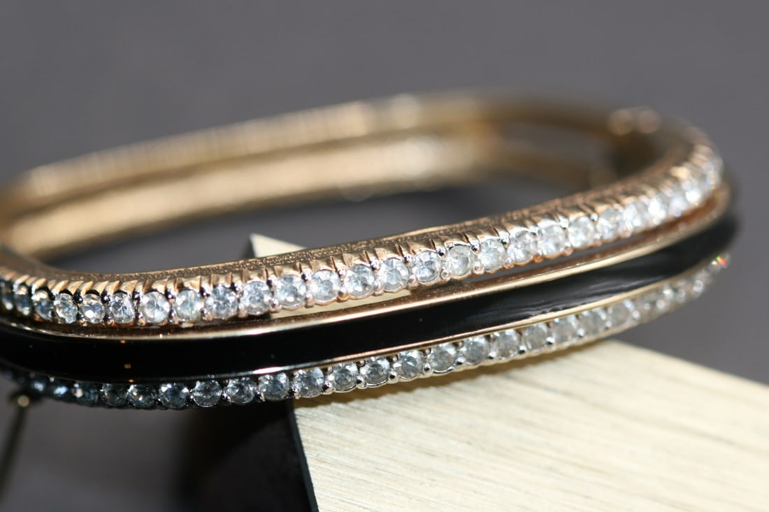 Panetta Enamel Signed Rhinestone Bracelet Vintage Lot 551: Panetta Enamel Signed Rhinestone Bracelet Vintage Measures 2 1/4" across the inside opening signed