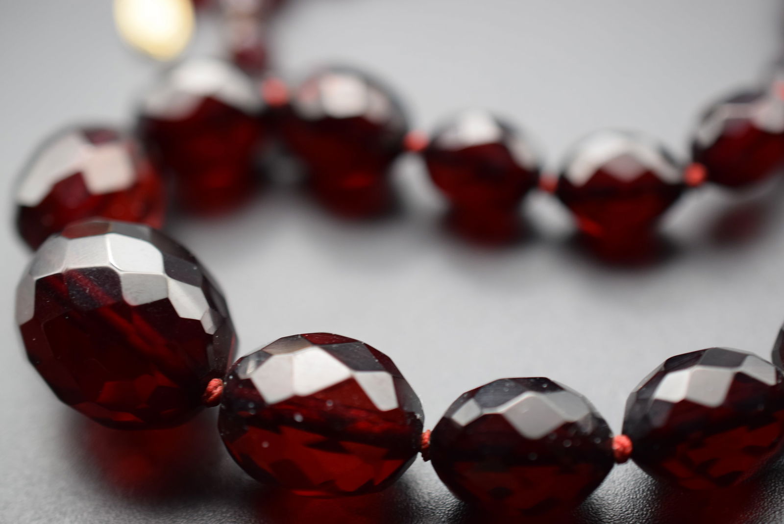 14KT Gold Cherry Amber Faceted Graduated 27 grams Vintage Necklace Lot EH 558 (1 of 3)