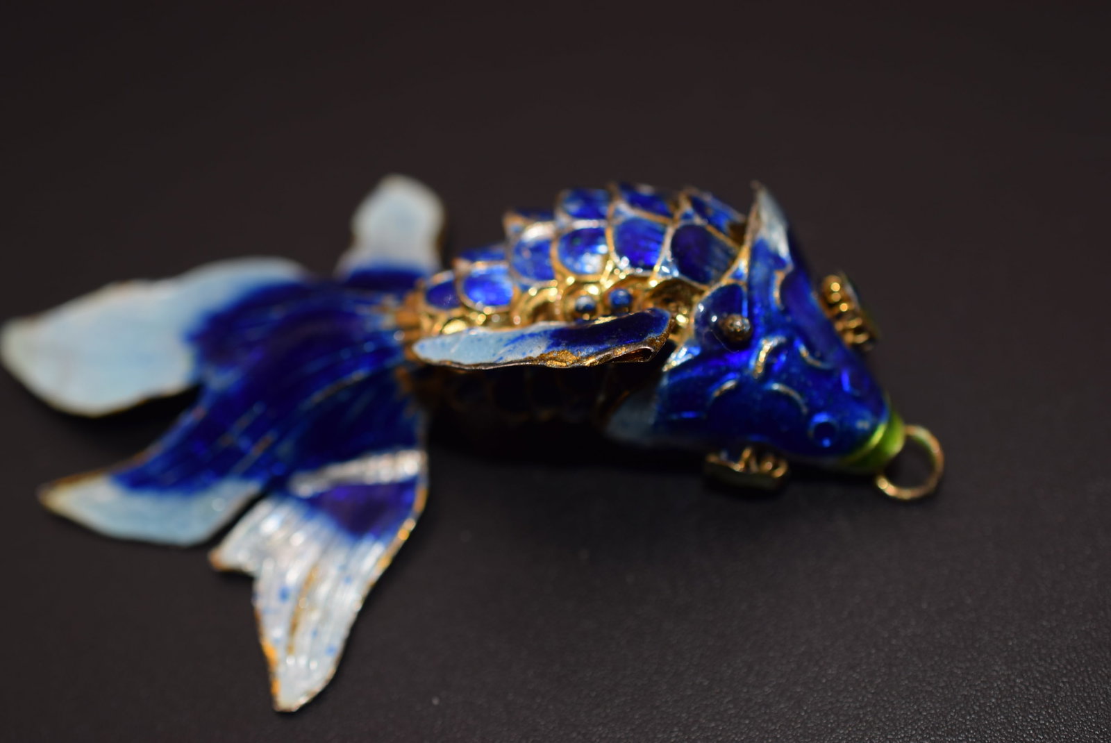 Enamel Articulated Fish Pendant Lot EH 608: Enamel Articulated Fish Pendant measures 3" x 2"