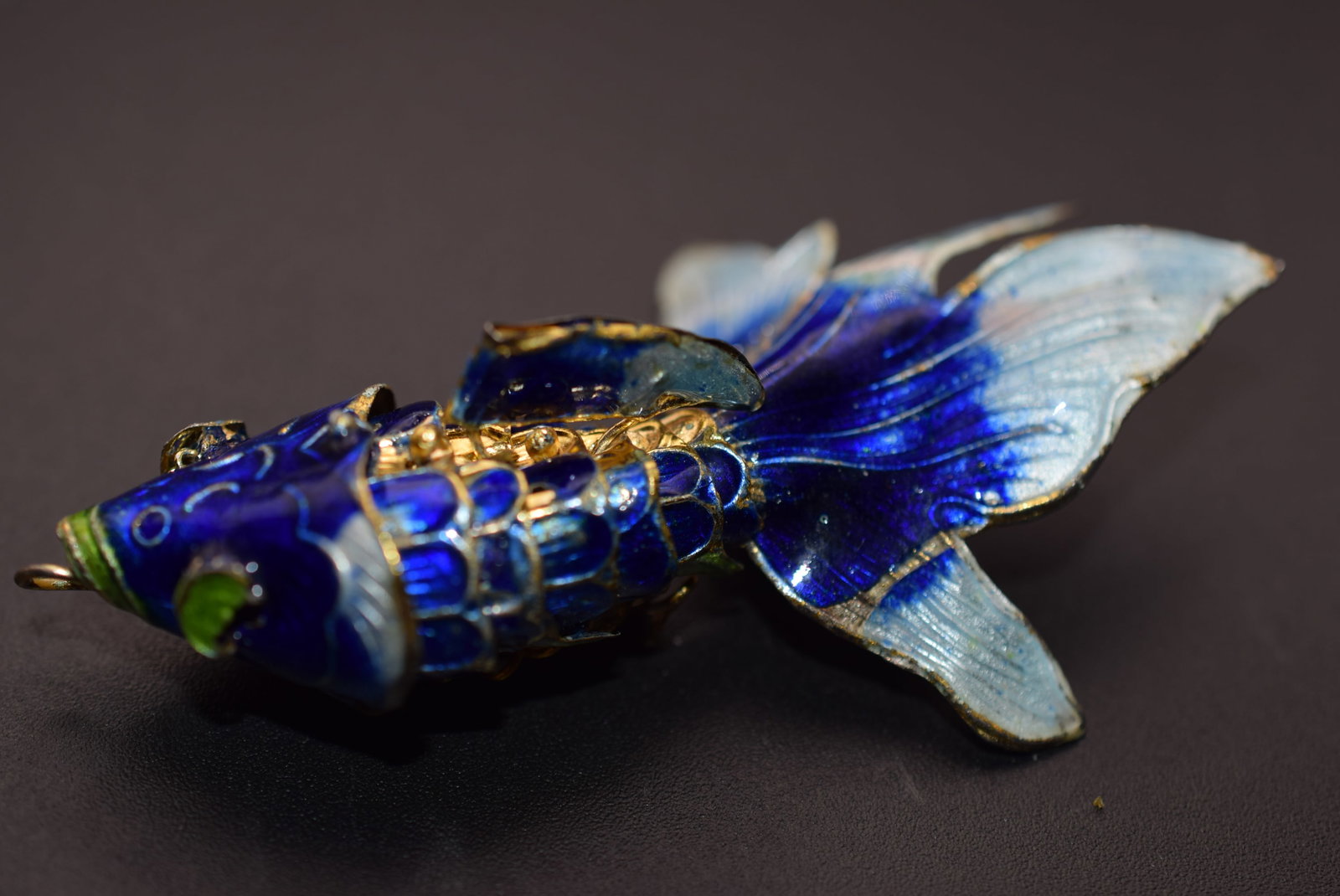 Enamel Articulated Fish Pendant Lot EH 610: Enamel Articulated Fish Pendant measures 3" x 2"