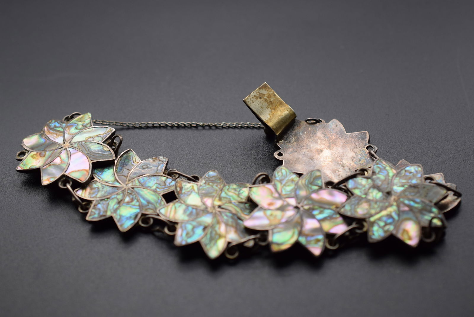 LS Mexico Taxco 925 Abalone Vintage Bracelet Lot EH 624: LS Mexico Taxco 925 Abalone Vintage Bracelet measures 7 1/4" x 1 1/8" signed Mexico LS Taxco 925 and 3 inside Eagle weighs 29.85 grams