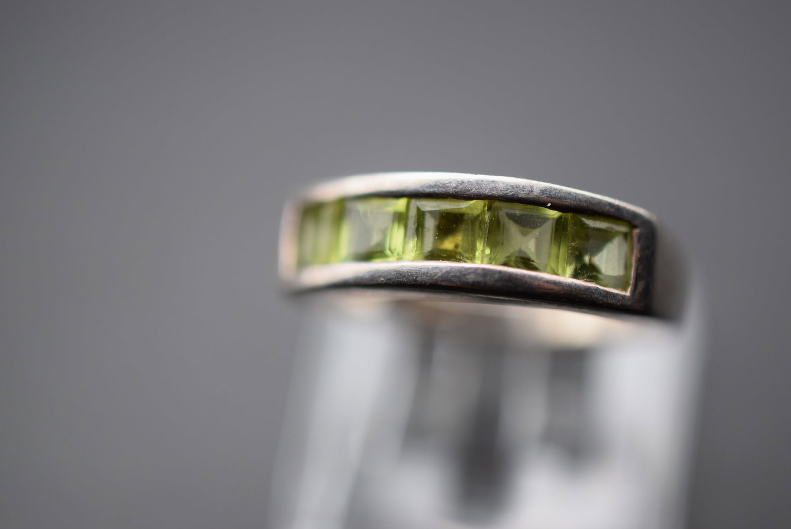 Tourmaline Green CZ Stunning Sterling Silver 925 Vintage Ring Size 6.75 Lot EH 683: Tourmaline Green CZ Stunning Sterling Silver 925 Vintage Ring Size 6.75 measures 1/4" wide signed 925 weighs 3.86 grams