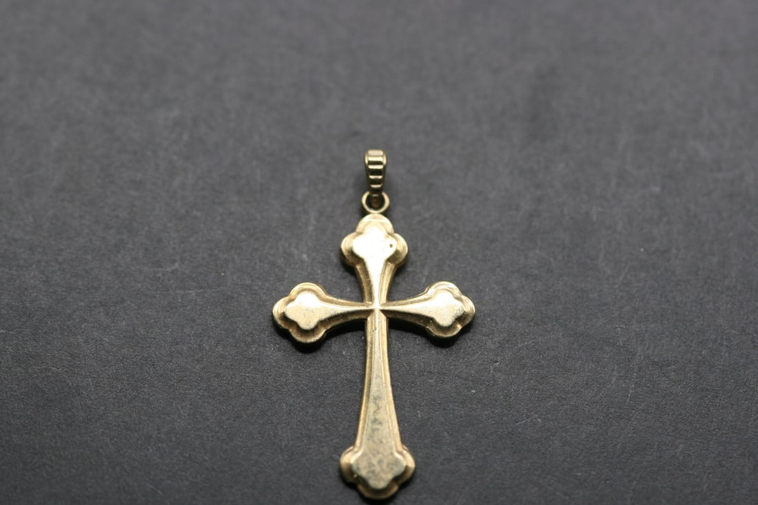 Gold Filled Cross Pendant Vintage Lot 698 (1 of 2)